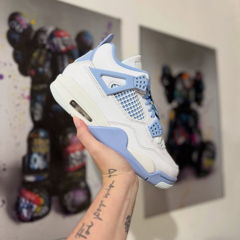 Air Jordan 4 Forget Me Not