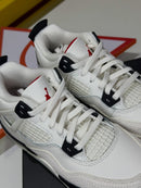 Air Jordan 4 Flight Club