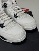 Air Jordan 4 Flight Club