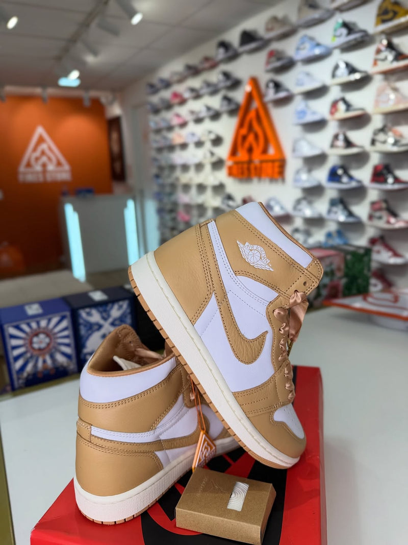 Air Jordan 1 High OG Praline