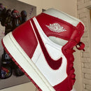 Air Jordan 1 High Varsity Red