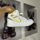 Air Jordan 1 High OG Metallic Gold