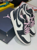 Air Jordan 1 Low Black Crackl