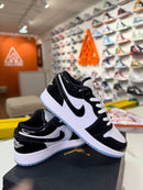 Air Jordan 1 Low Concord