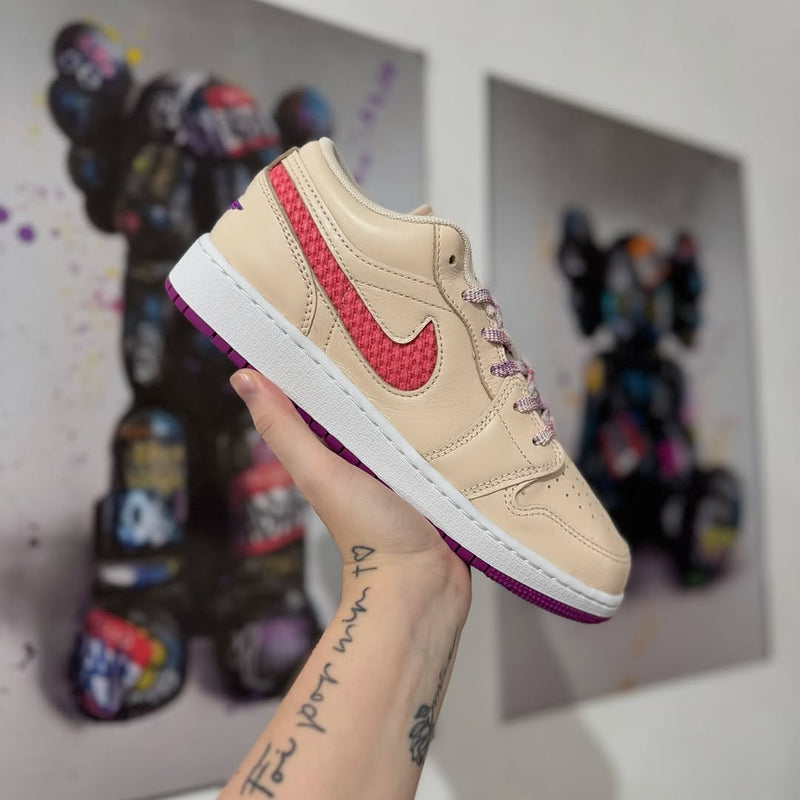 Air Jordan 1 Low Guava Ice Vivid Purple
