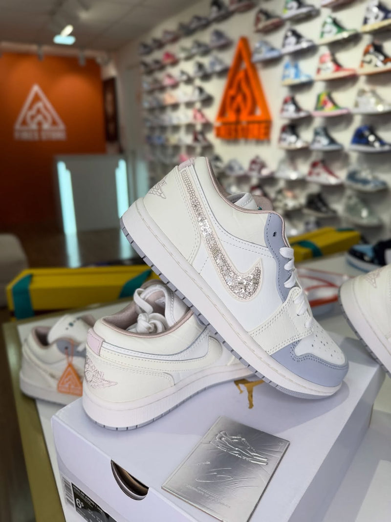 Air Jordan 1 Low Sail Soft Pearl