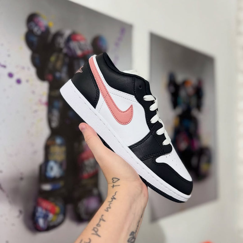 Air Jordan 1 Low Salmon Black