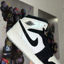 Air Jordan 1 Mid SE Diamond