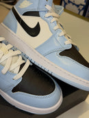 Air Jordan 1 Mid Ice Blue