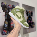 Air Jordan 1 Mid Olive