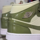 Air Jordan 1 Mid Olive