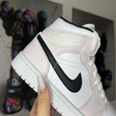 Air Jordan 1 Mid Pink Black
