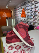 Air Jordan 1 Mid Valentine’s Day
