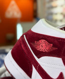 Air Jordan 1 Mid Velvet