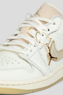 Air Jordan 1 Low Metallic Team Gold