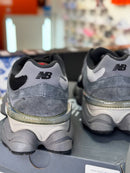 New Balance 9060 Black Castlerock Red