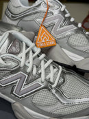 New Balance 9060 Raincloud Mettalic Silver