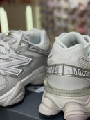 New Balance 9060 Raincloud Mettalic Silver