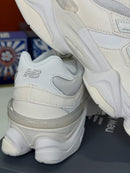New Balance 9060 Triple White beige