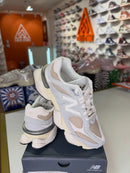 New Balance 9060 Twist Beige