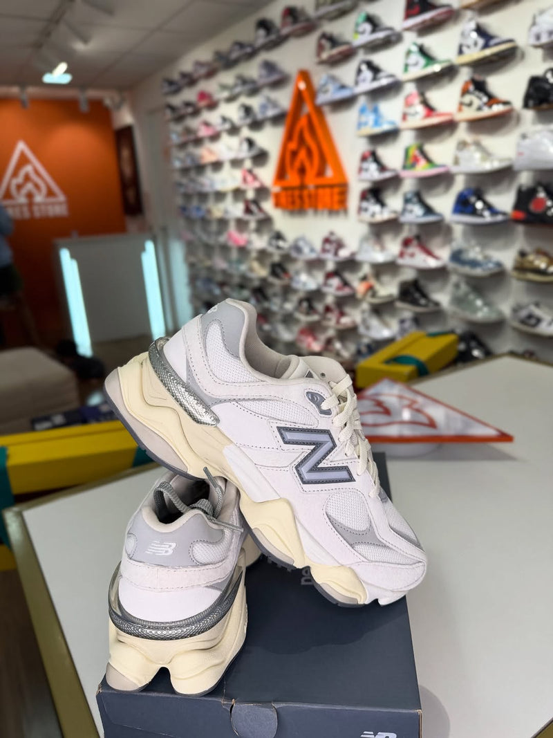 New Balance 9060 White