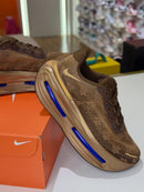 Nike Vomero Premium Flat Stout