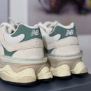 New Balance 9060 Linen Dark Juniper