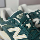 New Balance 9060 Spruce Angora