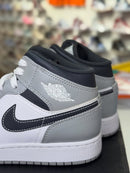Air Jordan 1 Mid Smoke Grey