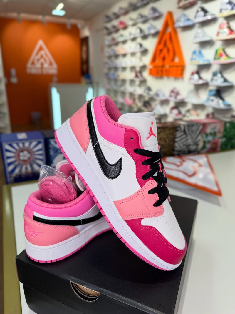 Air Jordan 1 Low Coral Chalk