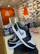 Air Jordan 1 Low Black Médium Grey